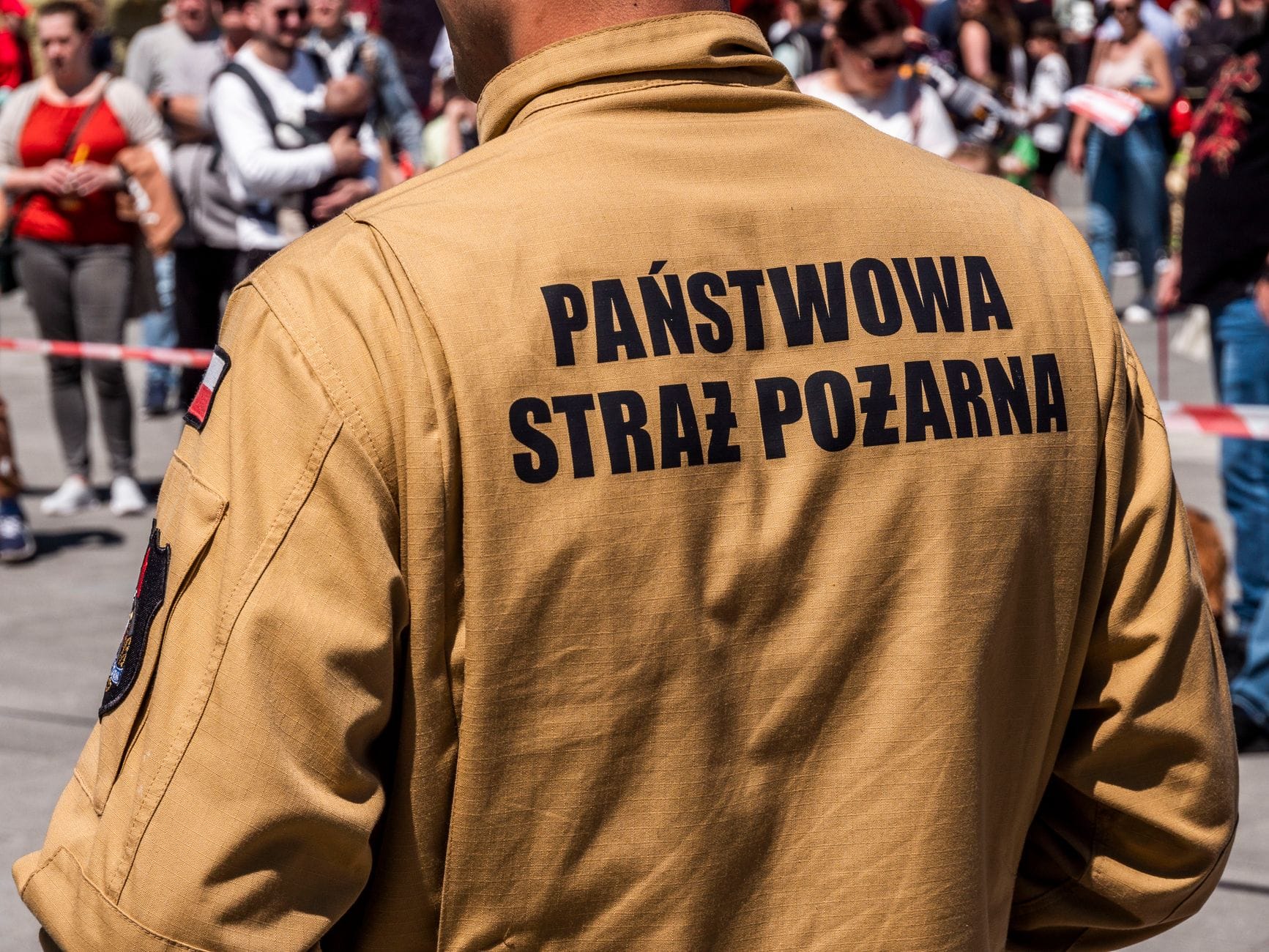 Moda patriotyczna dla introwertyka: wyraź siebie bez krzyku i patosu