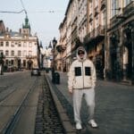 Uliczna rewolucja: polskie marki, które odmieniły oblicze patriotycznego stylu